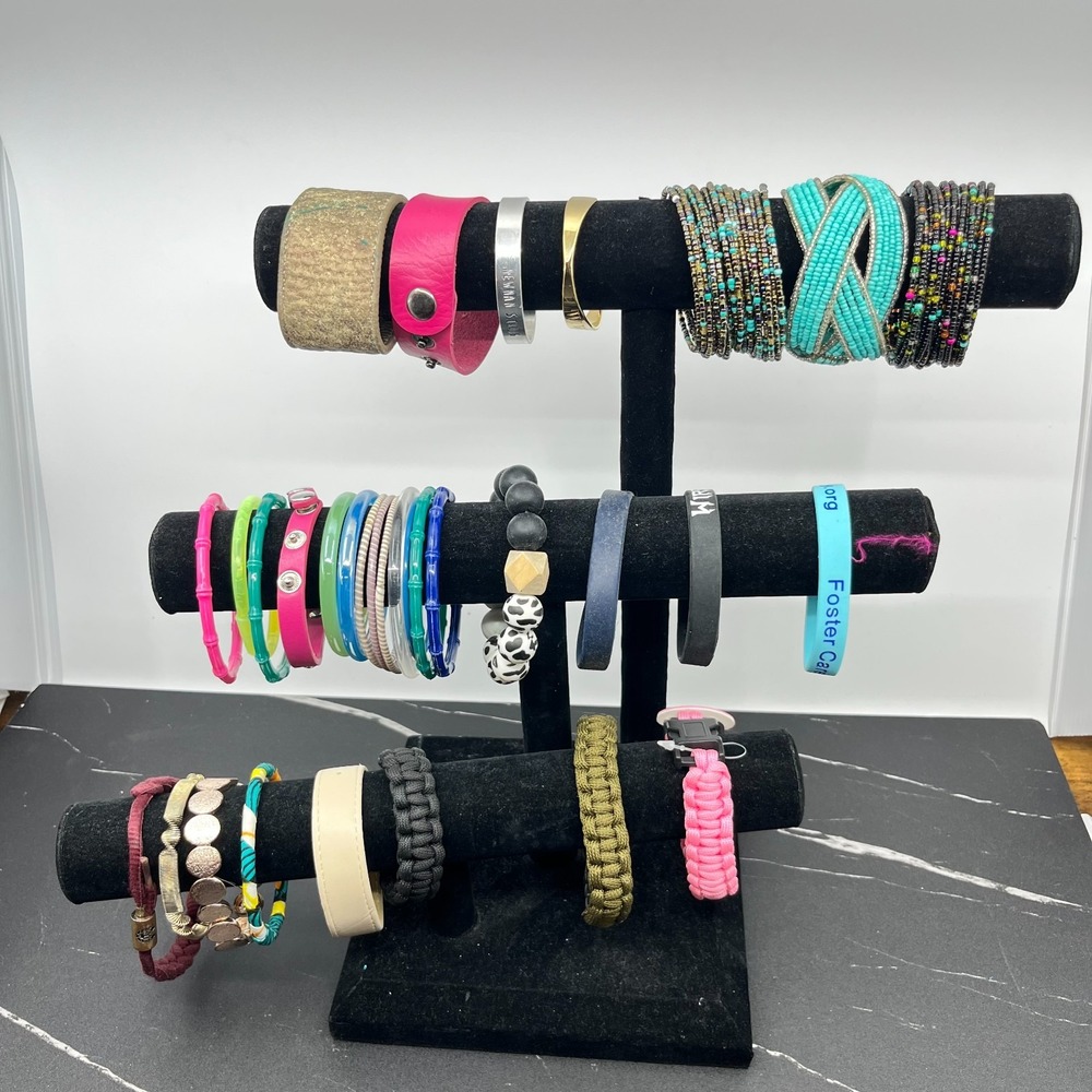Bulk Wearable Jewelry Lot 32 Pcs Assorted Styles Costume Bracelet 0.92 lbs Mixed